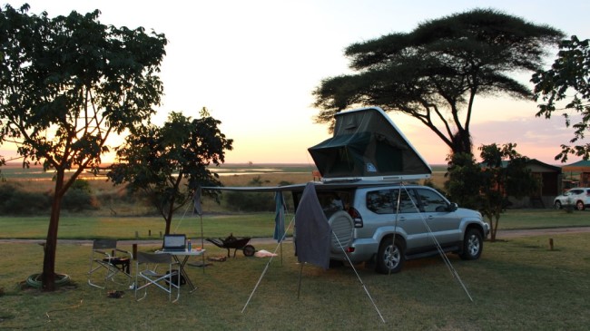 Africana Camper